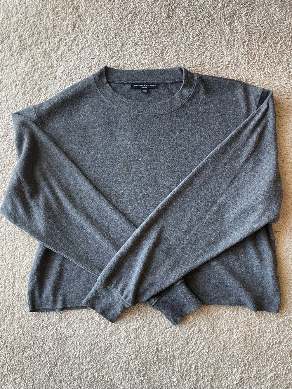 BRANDY MELVILLE SWEATER